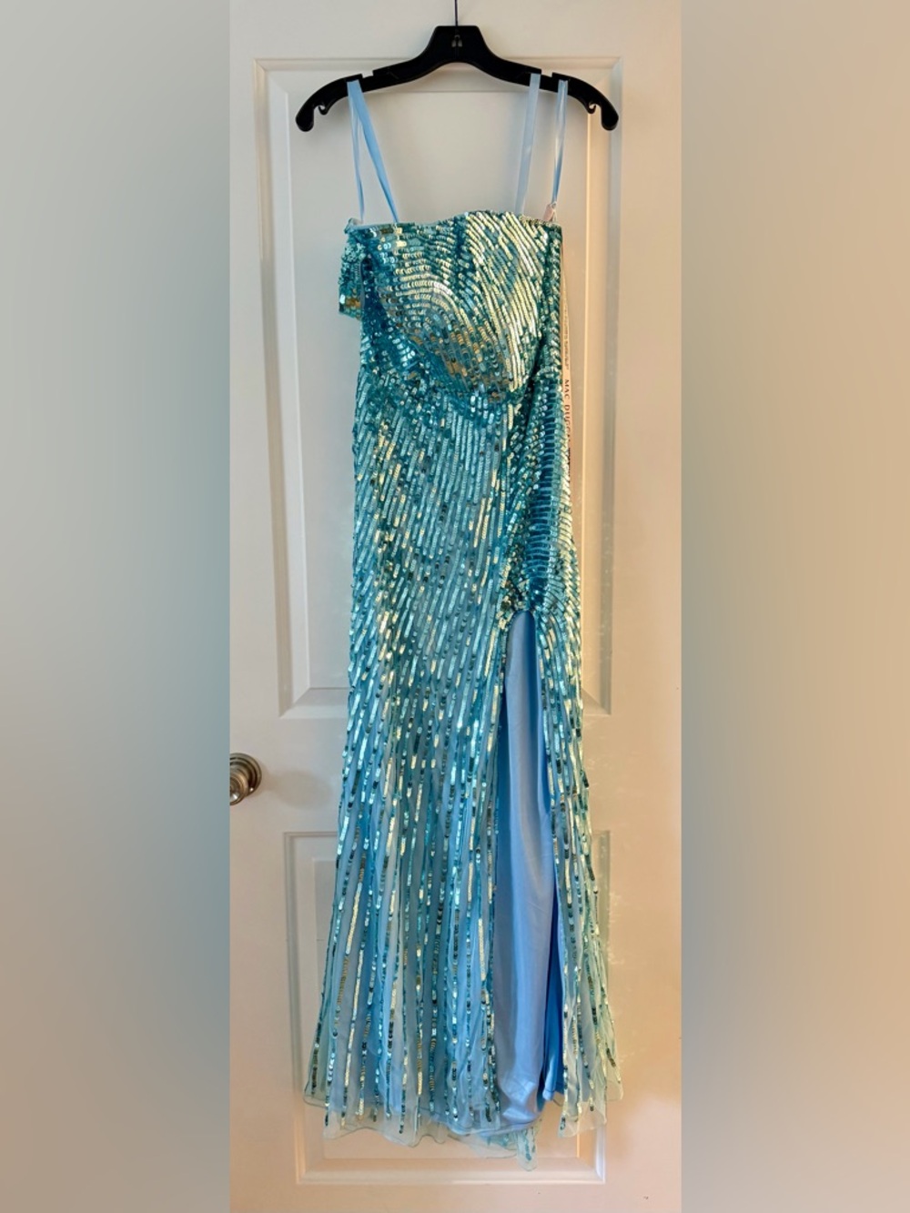 NWT Mac Duggal 6072 Sequin Trumpet Evening Gown Dress - Aqua Blue Size 0